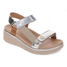 Load image into Gallery viewer, Mia Vita Candice Soft Gold/Silver Sandal