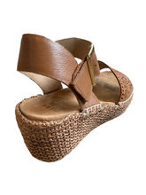 Load image into Gallery viewer, Ziera Killion XW Tan Leather Sandal
