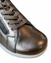 Load image into Gallery viewer, Ziera Solar Xf Pewter Tumble Leather