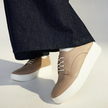 Load image into Gallery viewer, Rollie Derby City Clay Leather Sneaker