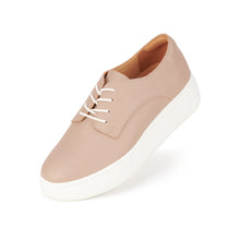 Load image into Gallery viewer, Rollie Derby City Clay Leather Sneaker