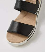 Load image into Gallery viewer, Ziera Garlin W Black/White Sandal