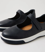 Load image into Gallery viewer, Aitch XF Navy Leather Flat