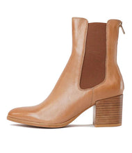 Load image into Gallery viewer, Django & Juliette Zoltan Tan Leather Chelsea Boot