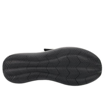 Load image into Gallery viewer, Propet Viator Strap Triple Black