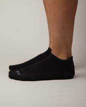 Load image into Gallery viewer, Enda Everyday Cushion Ankle Sock Black/White

