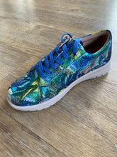 Load image into Gallery viewer, Ziera Solar Xf Blue Metal Floral Leather
