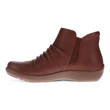 Load image into Gallery viewer, Revere Salzburg W Zip Ankle Boot Mocha
