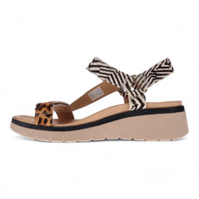 Load image into Gallery viewer, Mia Vita Candice Leopard Multi Sandal

