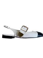 Load image into Gallery viewer, Ziera Erma Black/Milk leather slingback
