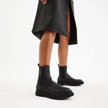 Load image into Gallery viewer, Rollie Chelsea Step Black Tumble Boot
