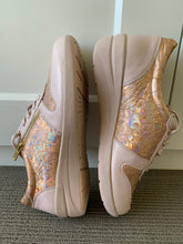 Load image into Gallery viewer, Ziera Newton W Dusty Pink-Rose Gold Groove Leather Sneakers
