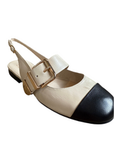Load image into Gallery viewer, Ziera Erma Black/Milk leather slingback
