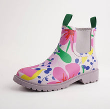 Load image into Gallery viewer, Splashy Floral Gumboot Ankle Boots
