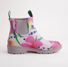 Load image into Gallery viewer, Splashy Floral Gumboot Ankle Boots
