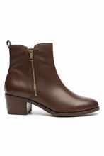 Load image into Gallery viewer, Ziera Rondon xw Chocolate Leather Boots
