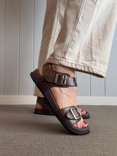 Load image into Gallery viewer, Ziera W Hastice Choc/Croc Leather Sandal
