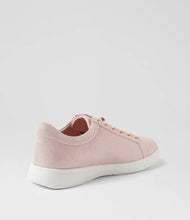 Load image into Gallery viewer, Ziera Aito XF Pink and Gold Print
