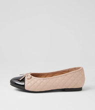 Load image into Gallery viewer, Ziera Comradi xf Black Nude Patent Leather Ballet Flat
