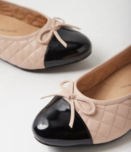 Load image into Gallery viewer, Ziera Comradi xf Black Nude Patent Leather Ballet Flat
