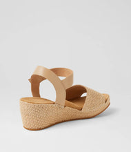 Load image into Gallery viewer, Ziera Keeve XW Natural Fabric Wedge Sandal
