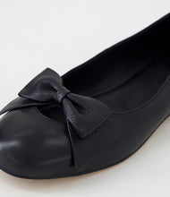 Load image into Gallery viewer, Ziera Debbine Black Leather Ballet Flat
