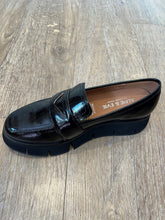 Load image into Gallery viewer, Alfie &amp; Evie Blaine Black Patent Leather
