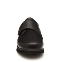 Load image into Gallery viewer, Propet Malcolm - Black
